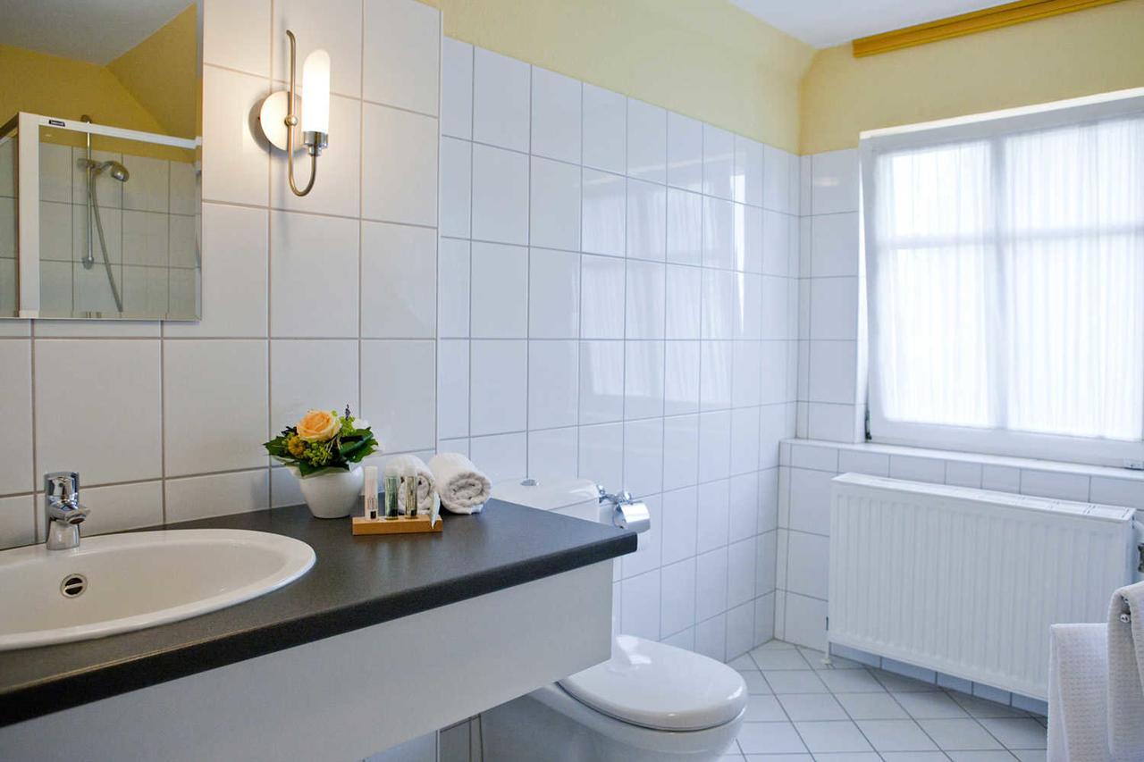 Am Heverstrom, Hotel Garni Đảo Đảo Nordstrand Ngoại thất bức ảnh